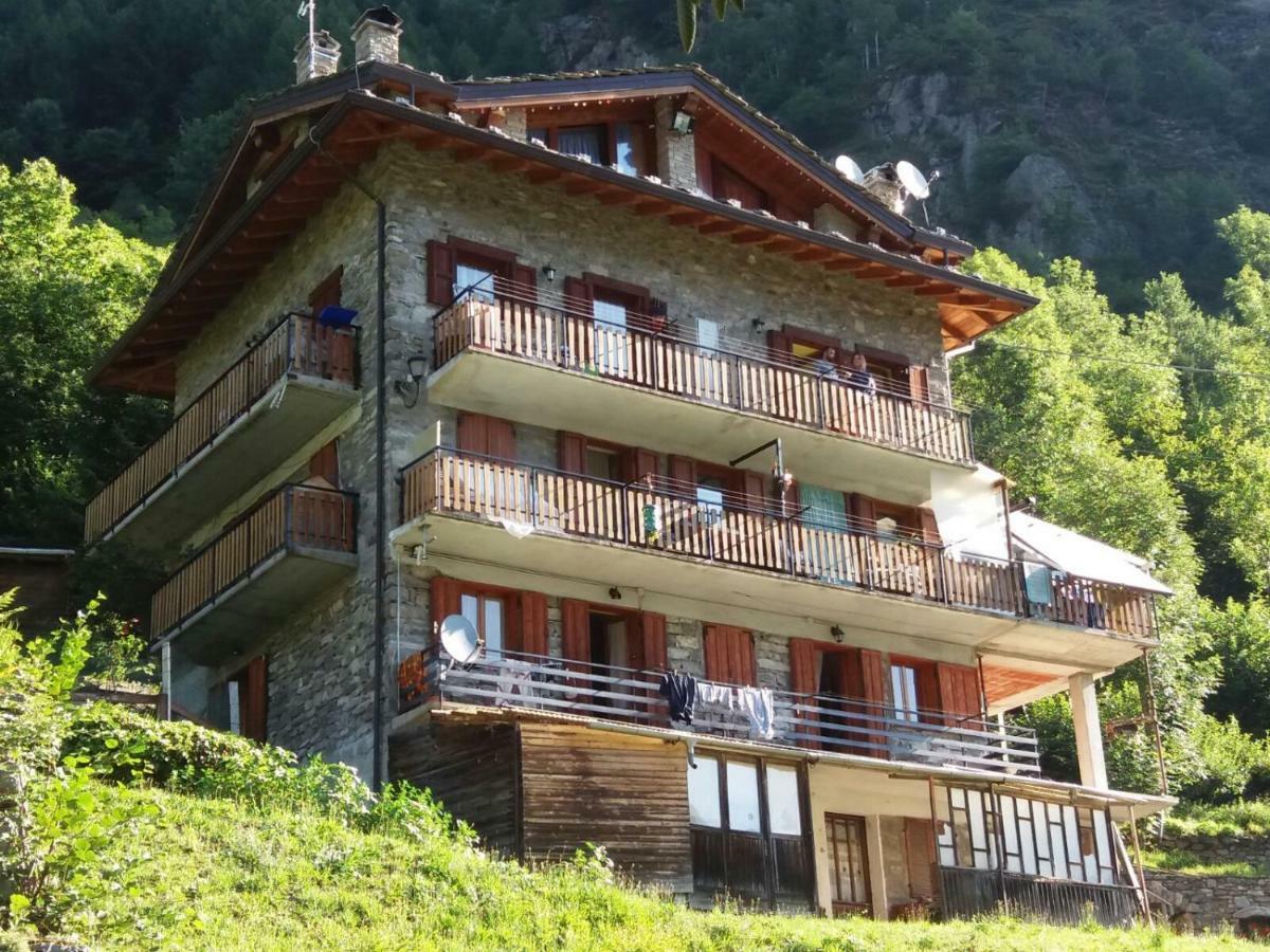 Pontboset B&B La Borma Di Pombo المظهر الخارجي الصورة